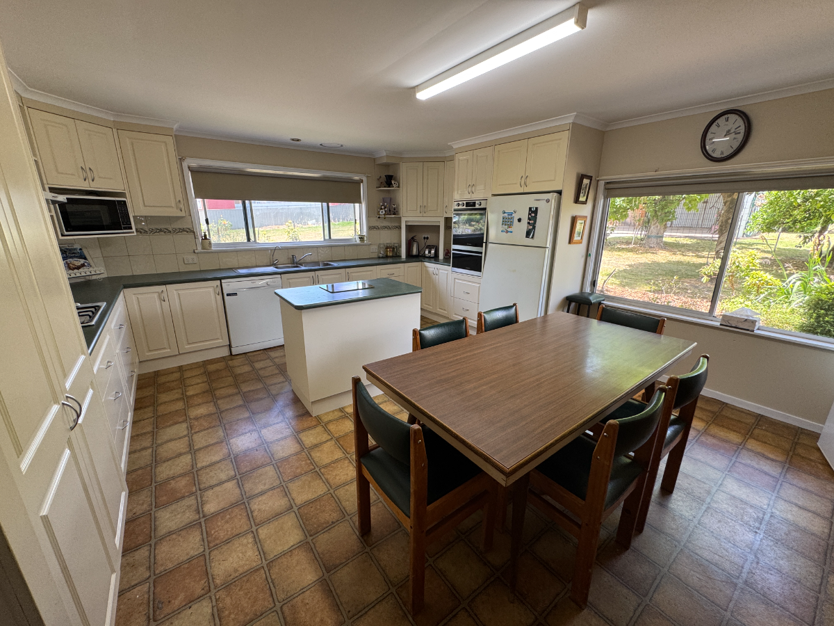 101 Hanson Street, Corryong - Thumbnail 2