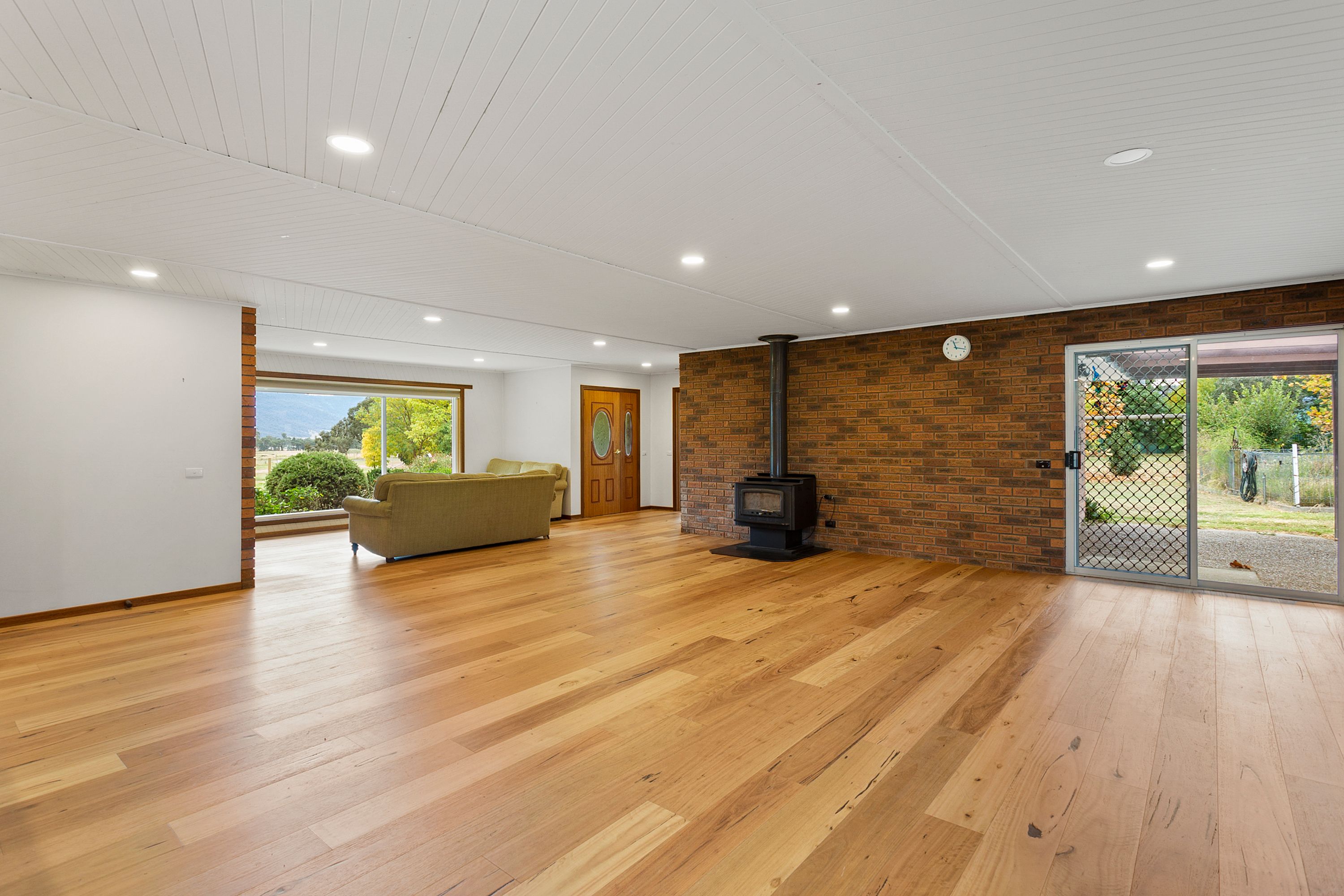 169 Strzelecki Way, Corryong - Thumbnail 6