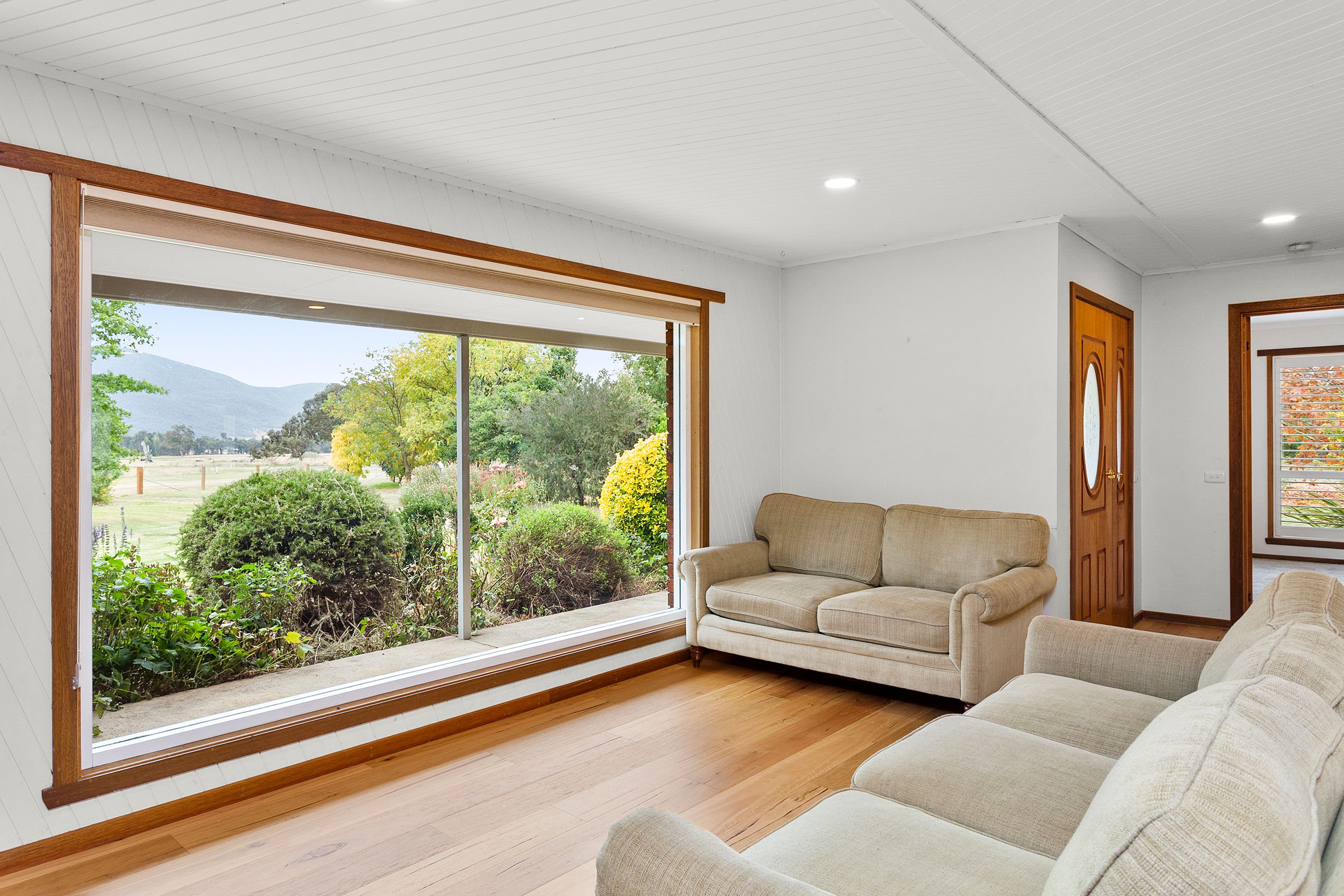 169 Strzelecki Way, Corryong - Thumbnail 3