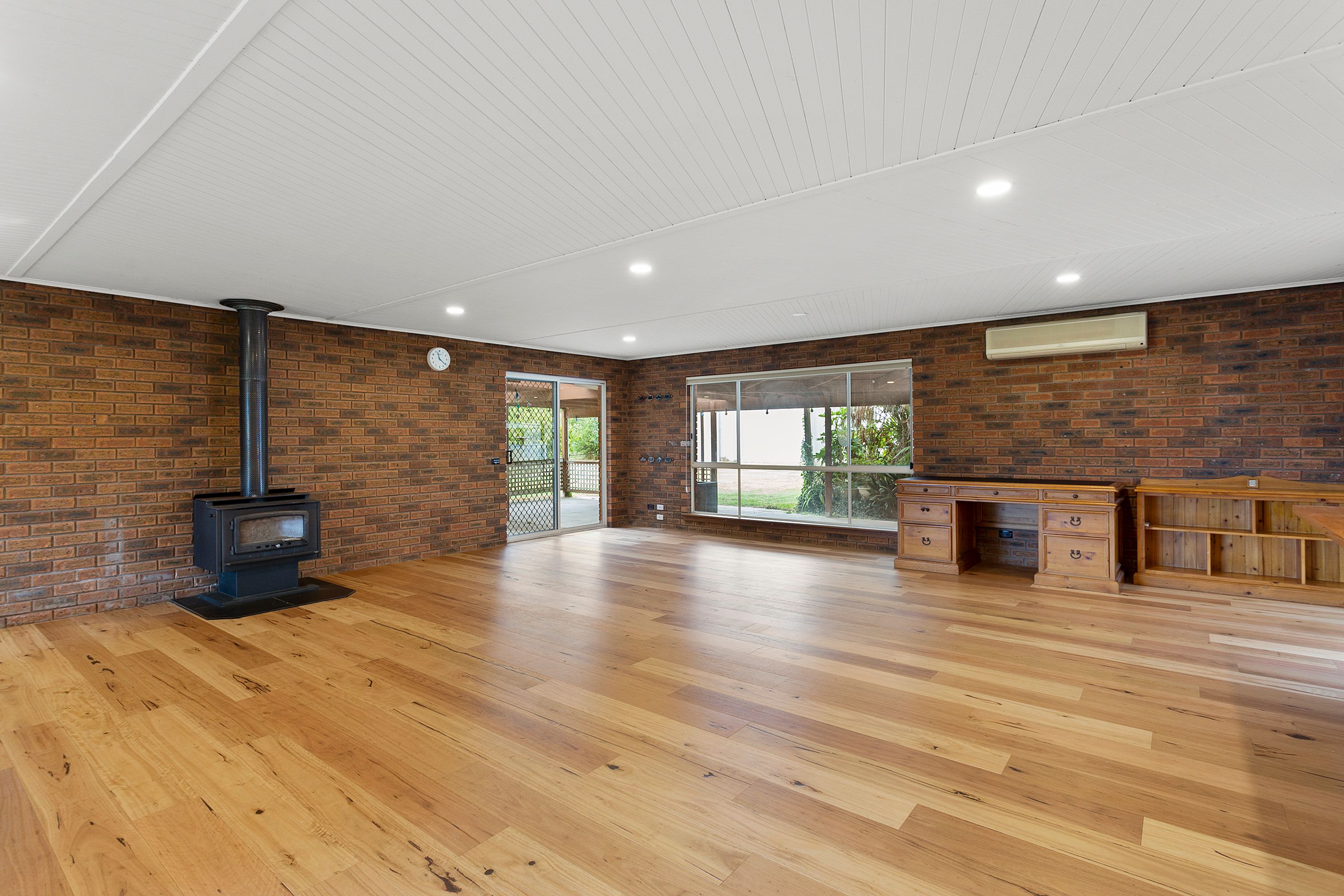 169 Strzelecki Way, Corryong - Thumbnail 4