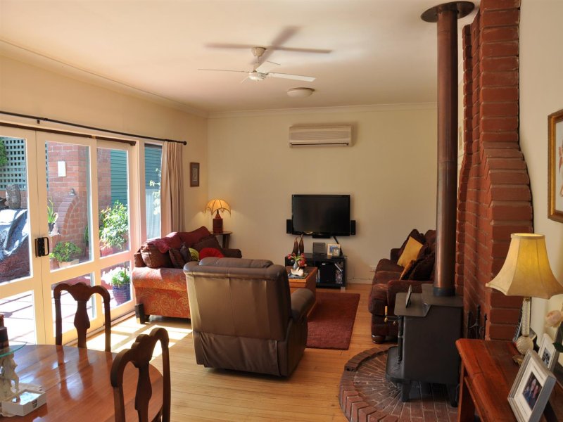 9 Bartlett Street, Corryong - Thumbnail 4
