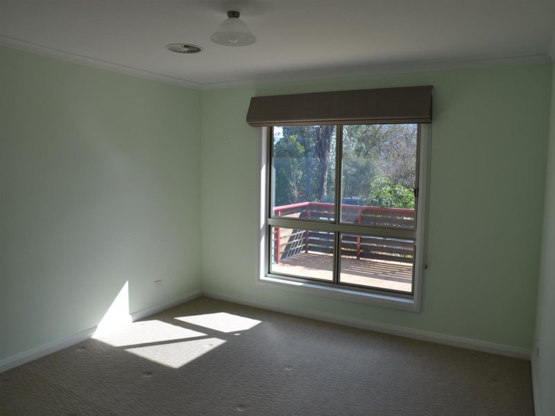 10 Maples Court, Corryong - Thumbnail 7