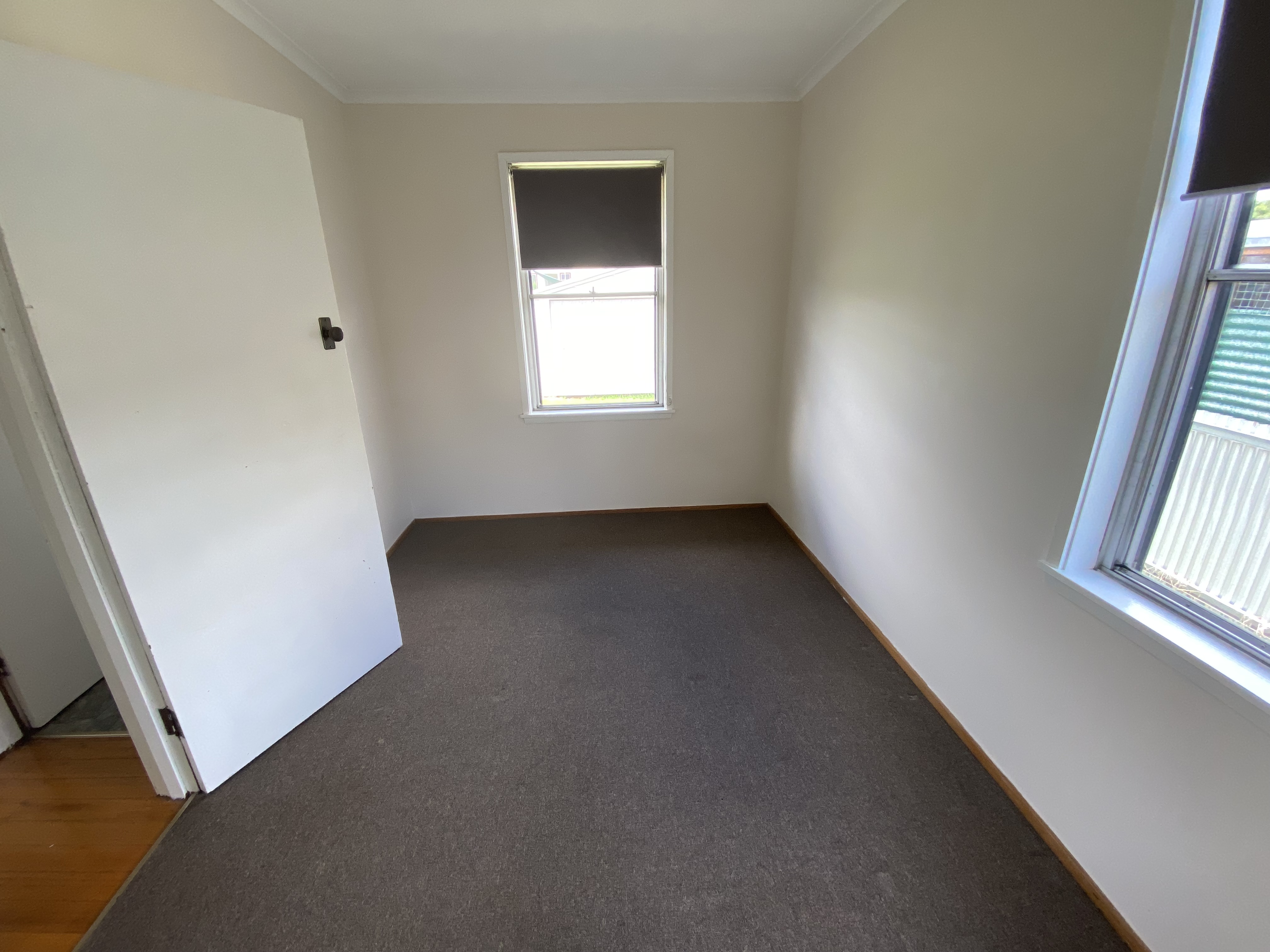 43 Hamilton Crescent, Corryong - Thumbnail 8