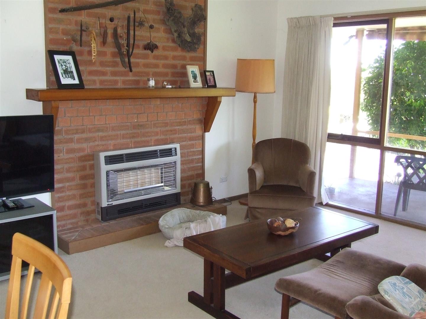 1 Barber, Corryong - Thumbnail 4