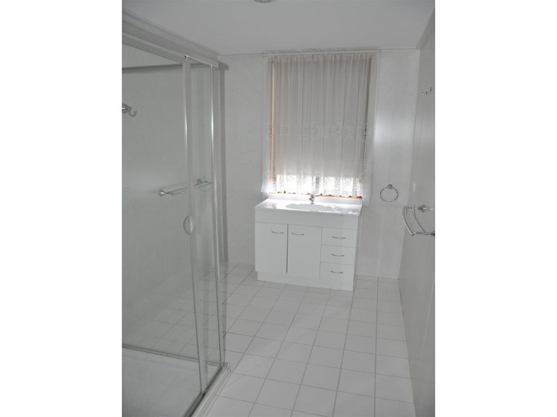 187 Hansen St, Corryong - Thumbnail 8