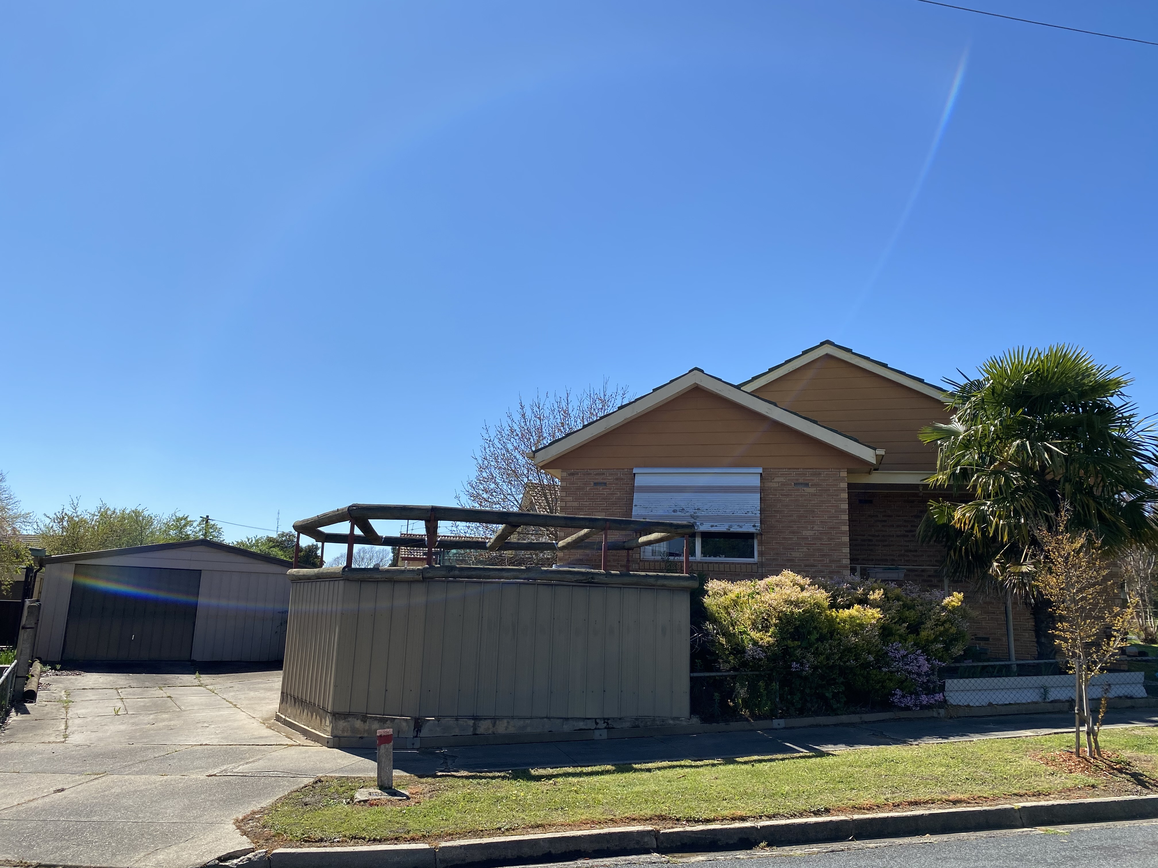 22 Hamilton Crescent, Corryong - Thumbnail 2