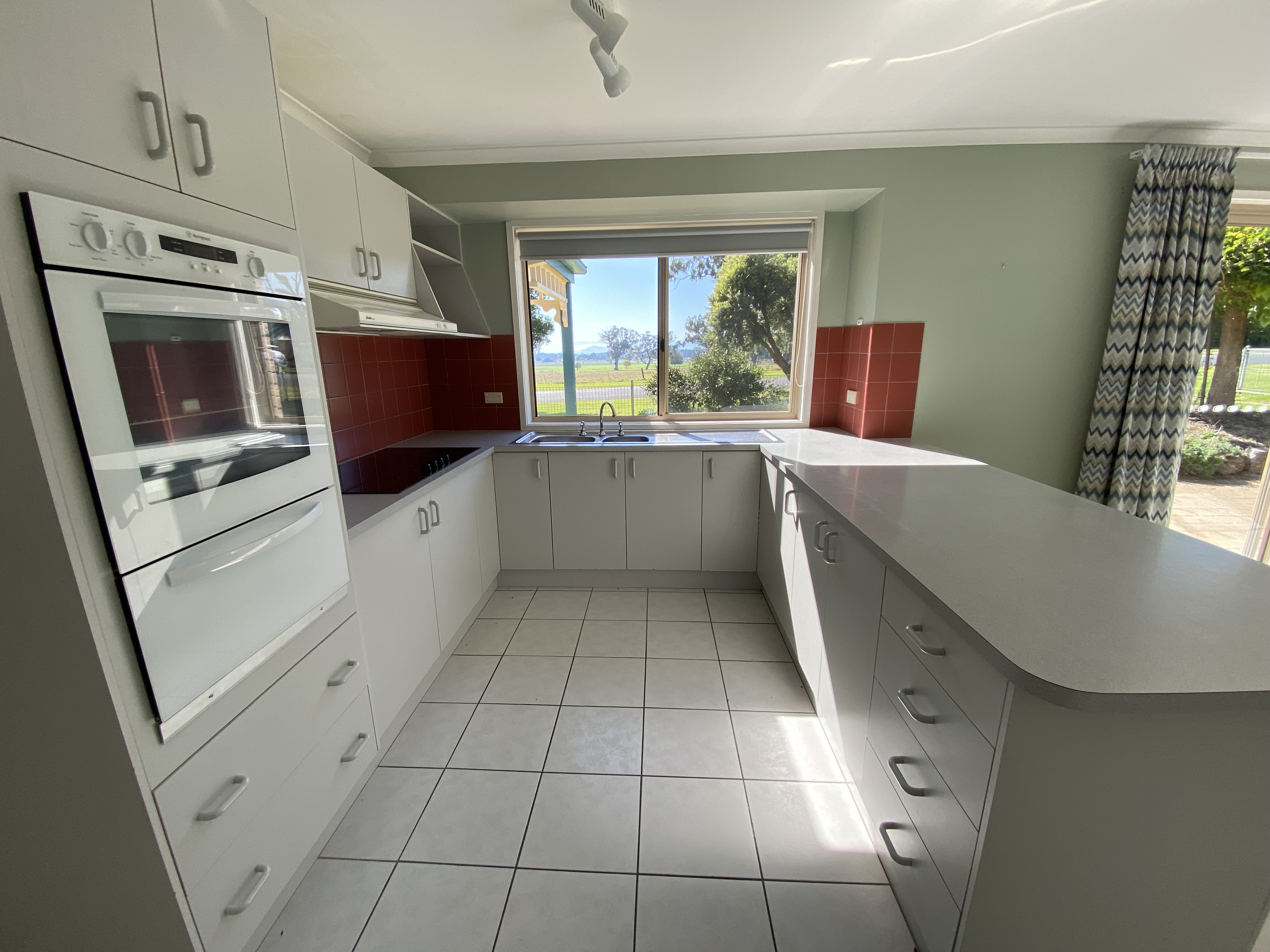 1 Evans st, Corryong - Thumbnail 2
