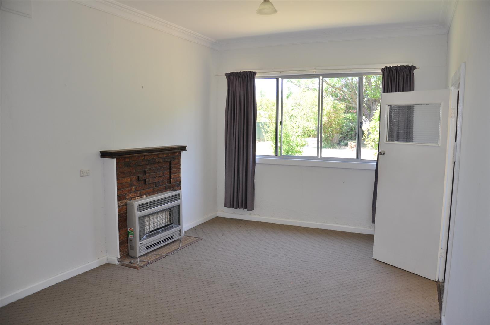 176 Hanson St, Corryong - Thumbnail 3
