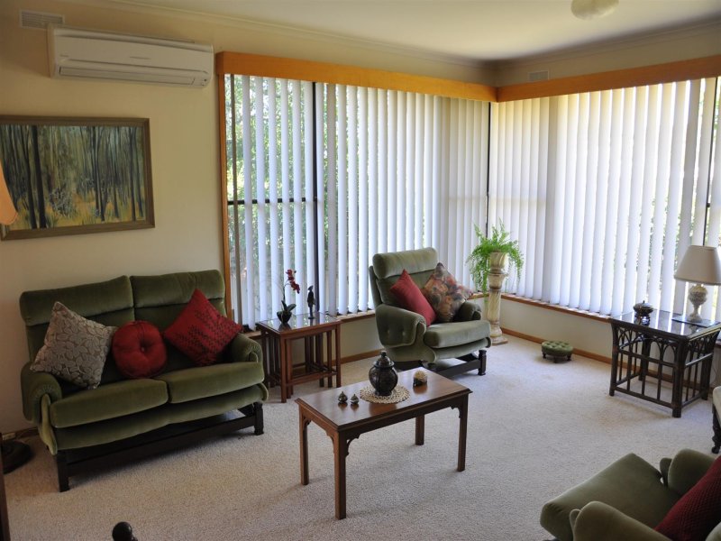 50 Jardine St, Corryong - Thumbnail 2