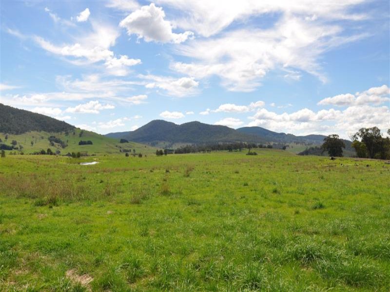 463 Lucyvale Rd, Corryong - Thumbnail 3