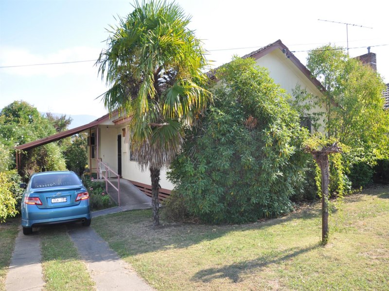 100 Harris Street, Corryong - Thumbnail 2