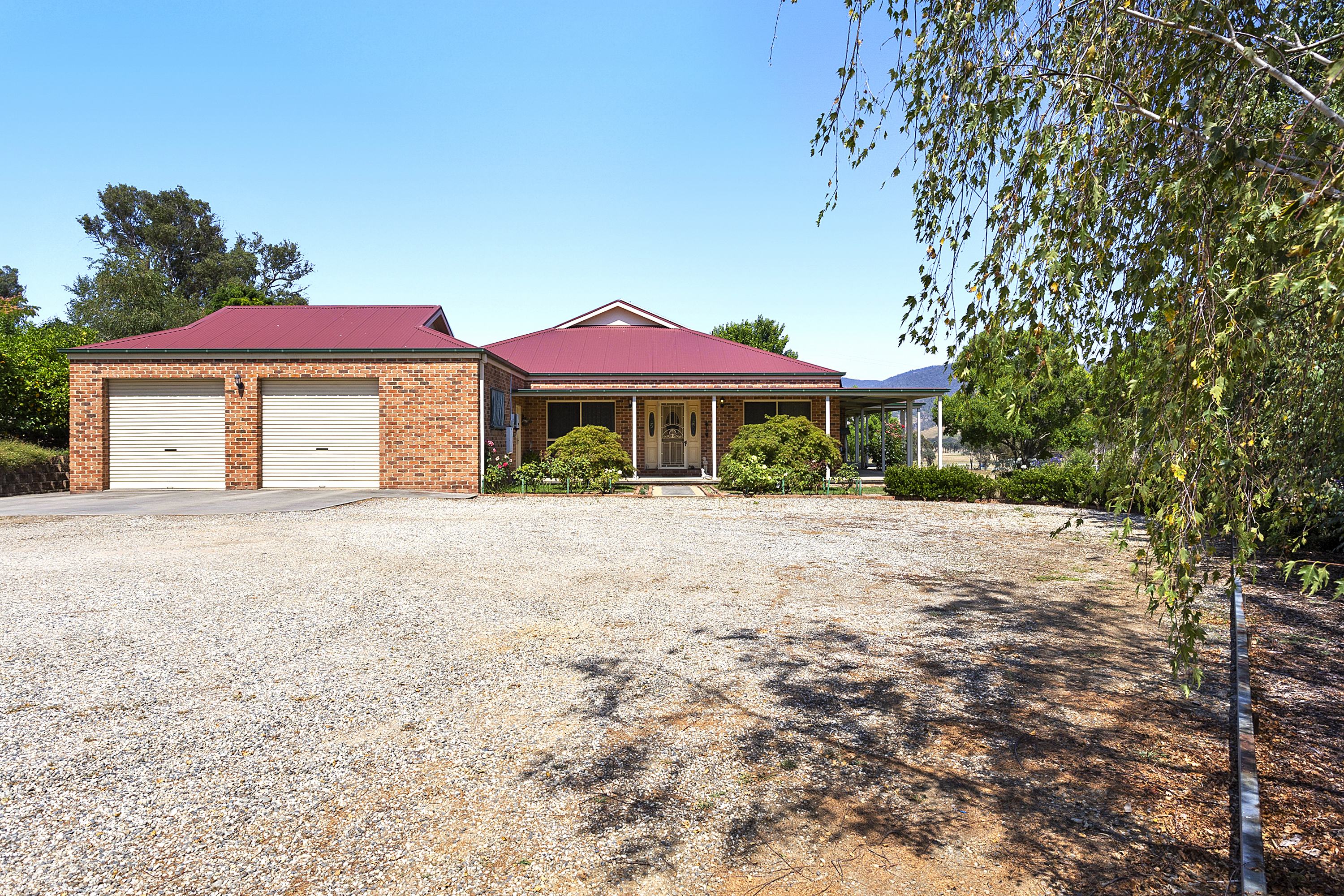 14 Grant st, Towong - Thumbnail 4