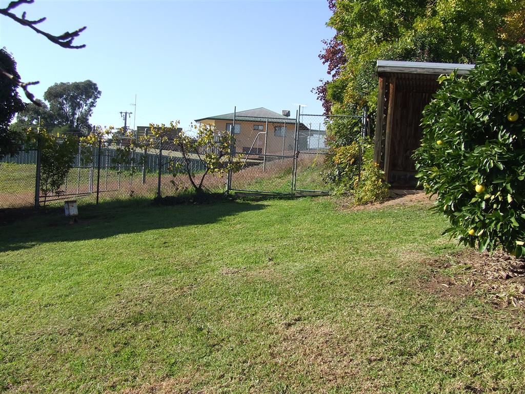 9 Greenham st, Corryong - Thumbnail 8