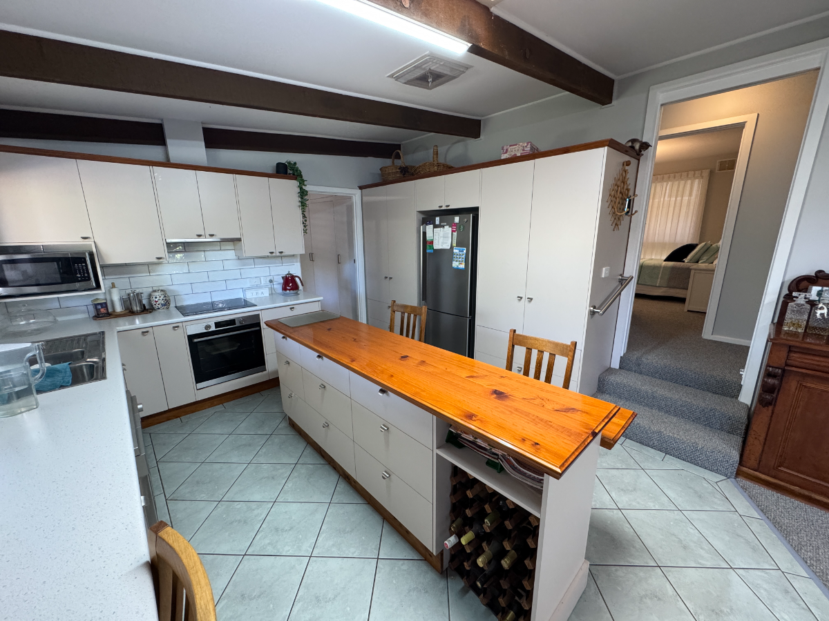 140 Wheeler Street, Corryong - Thumbnail 2