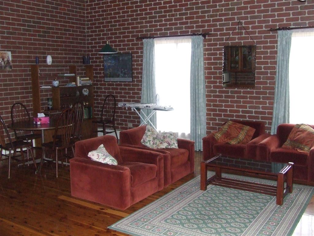 23 Jardine st, Corryong - Thumbnail 6