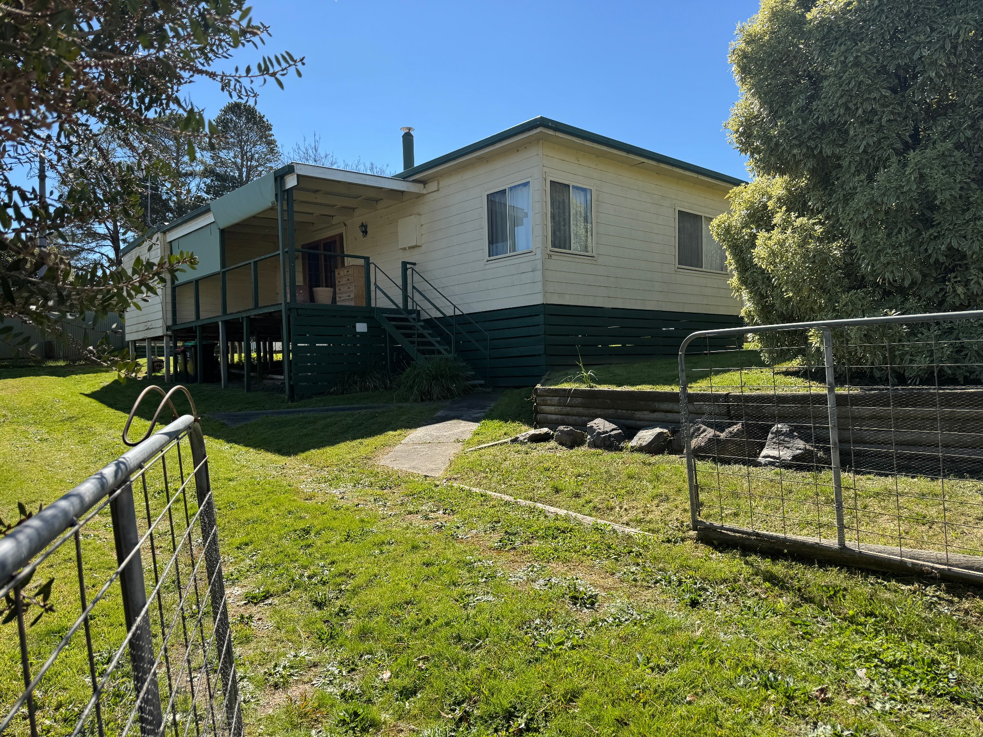 19 Bradney Street, Khancoban - Image 1
