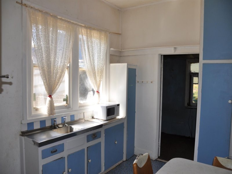 101 Wheeler, Corryong - Thumbnail 3