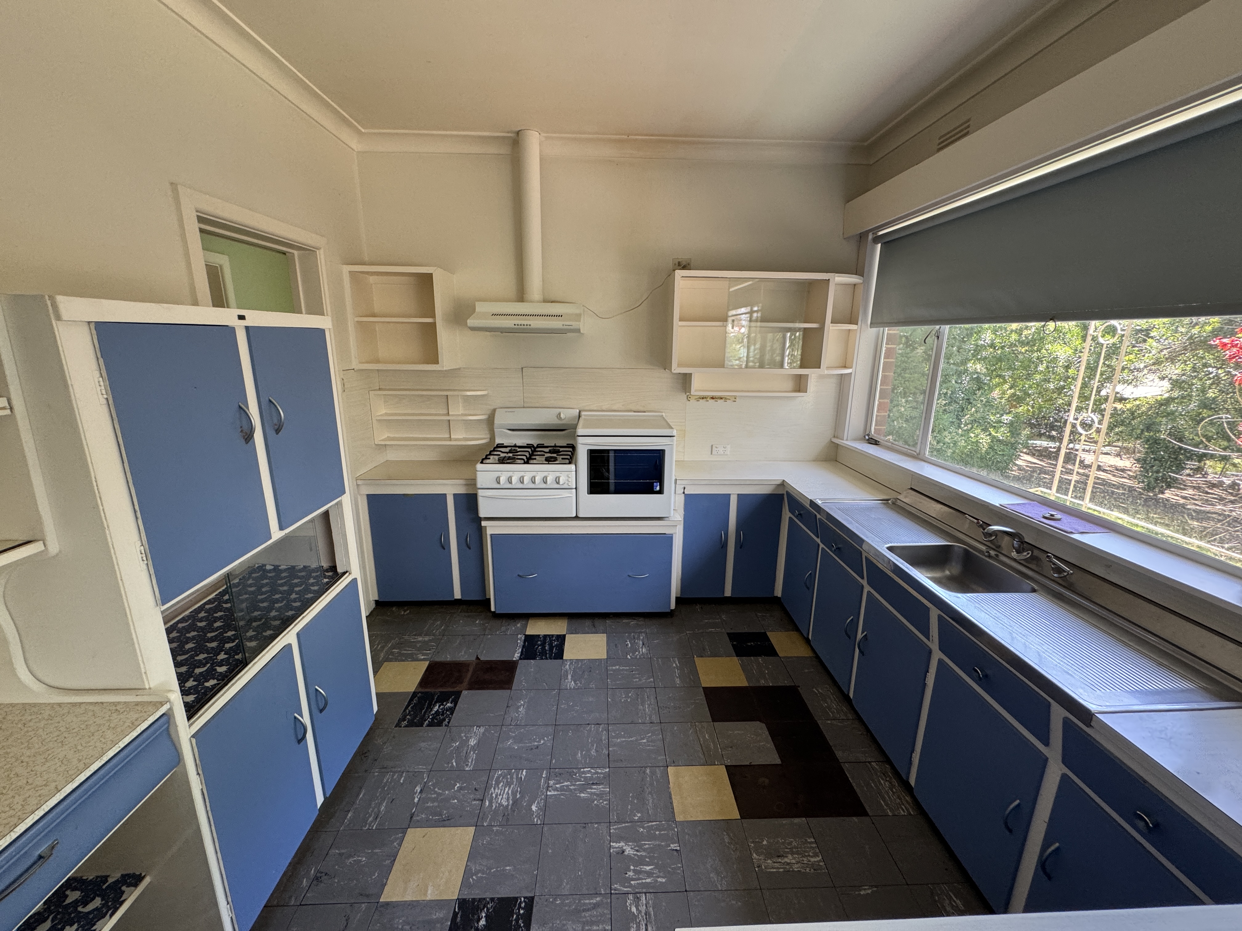 36-38 Jardine st, Corryong - Thumbnail 3