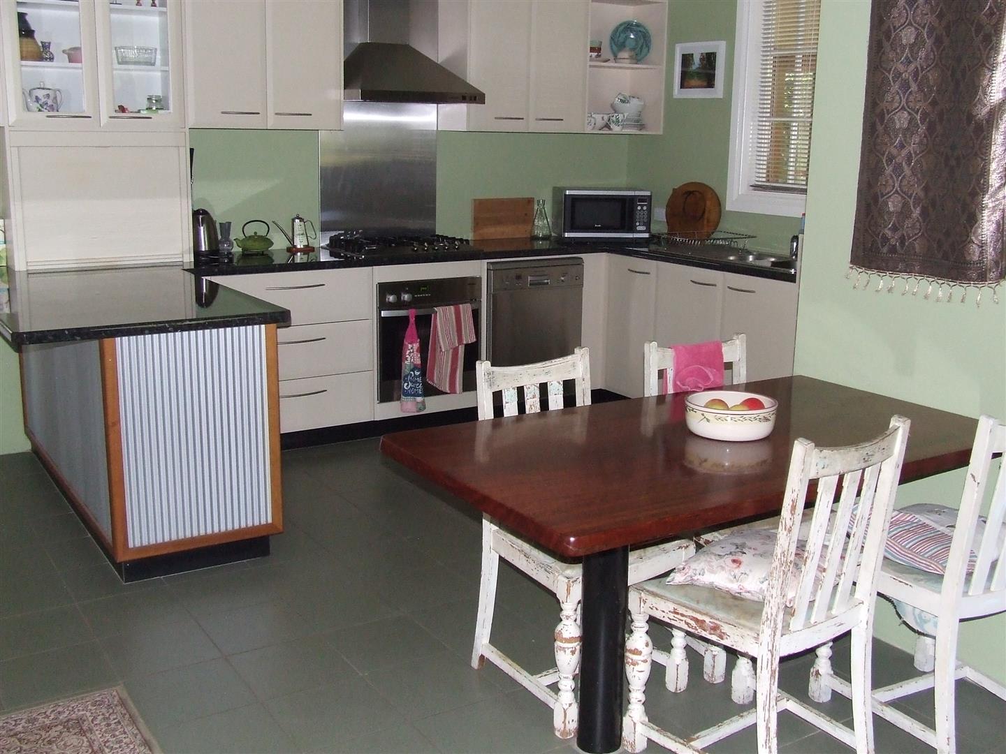 109 Hanson, Corryong - Thumbnail 2