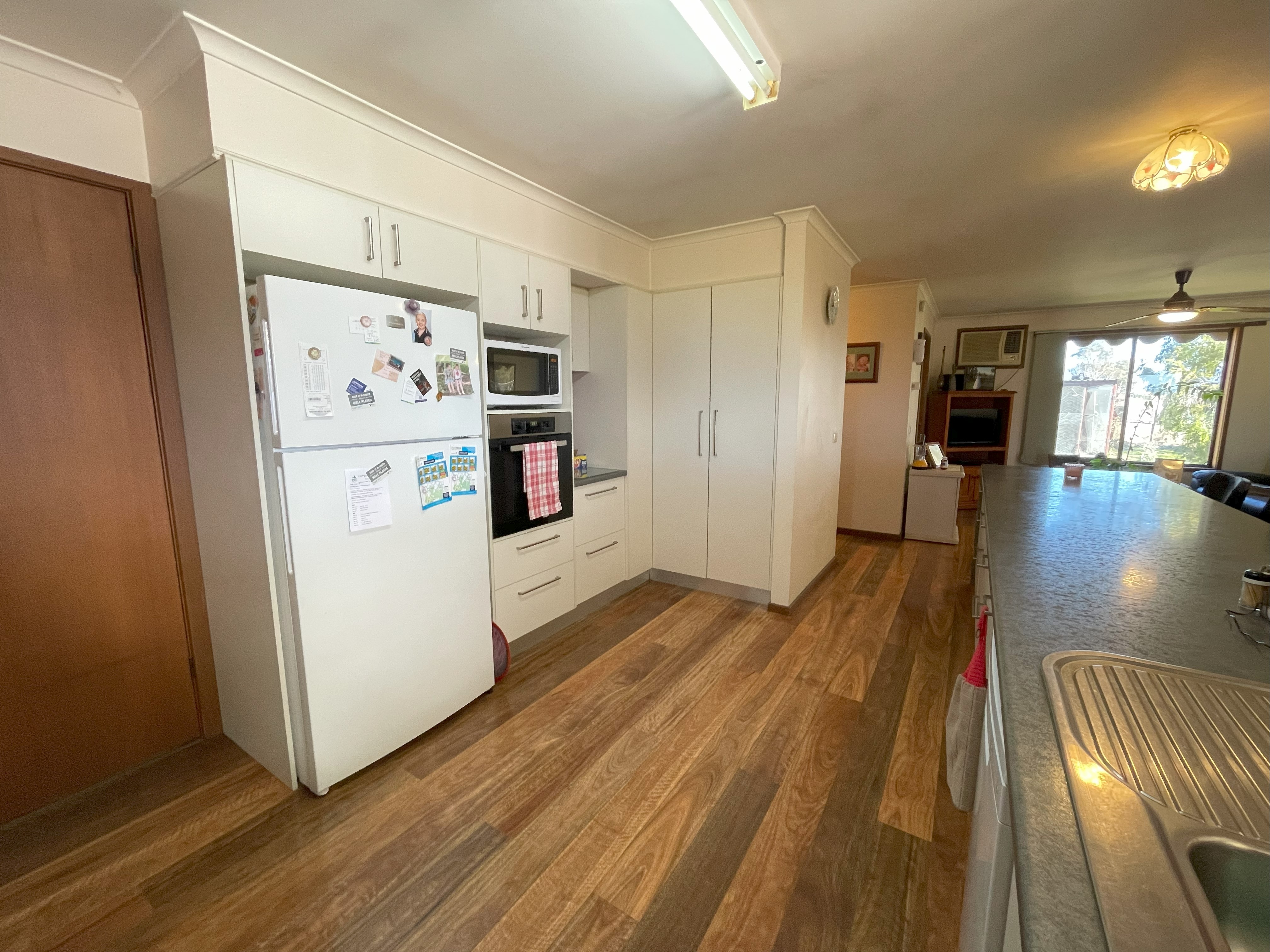 222 Sugarloaf Rd, Corryong - Thumbnail 4