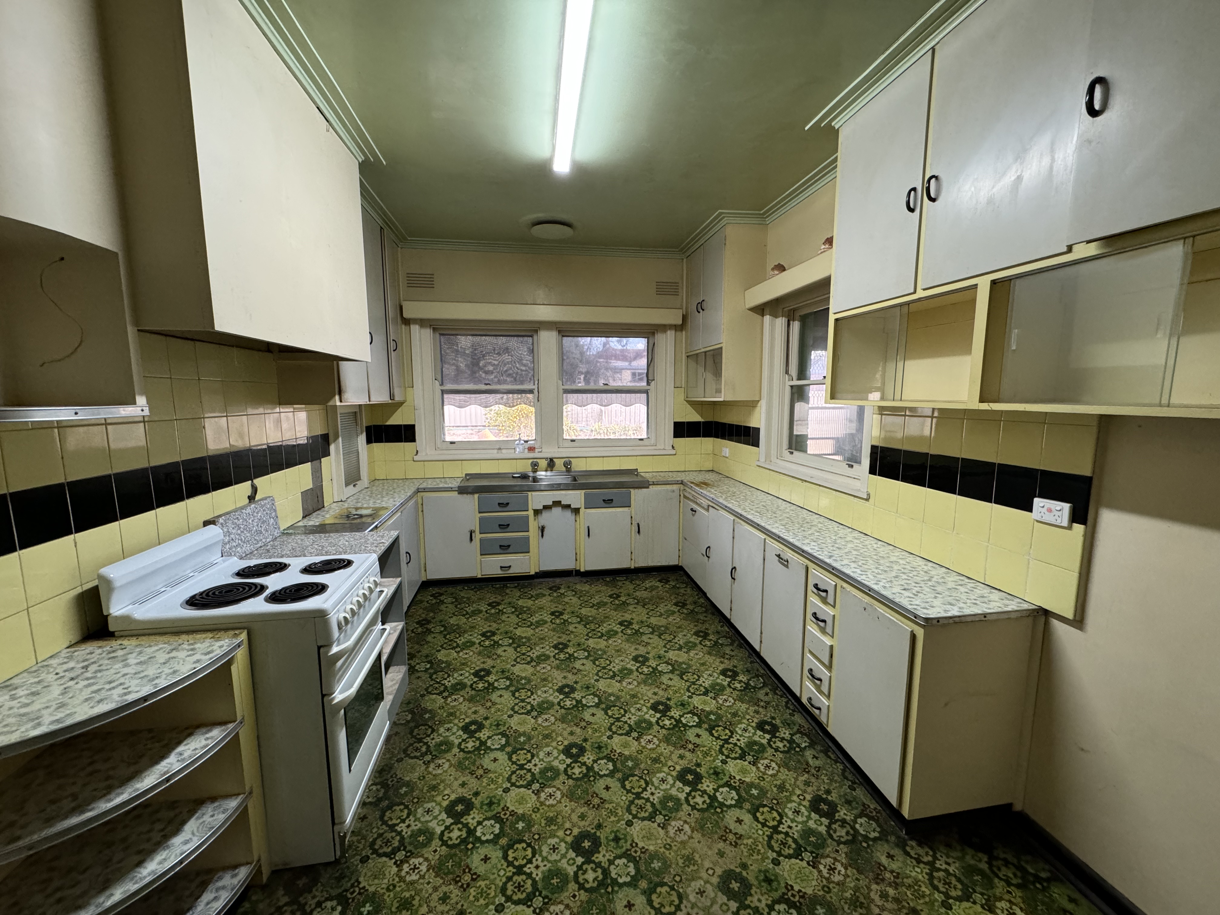 65 Harris st, Corryong - Thumbnail 2