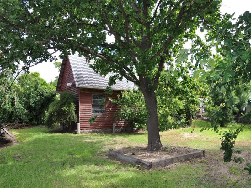 134 Hansen, Corryong - Thumbnail 2