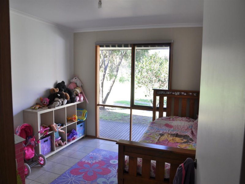 10 McKay St, Corryong - Thumbnail 8