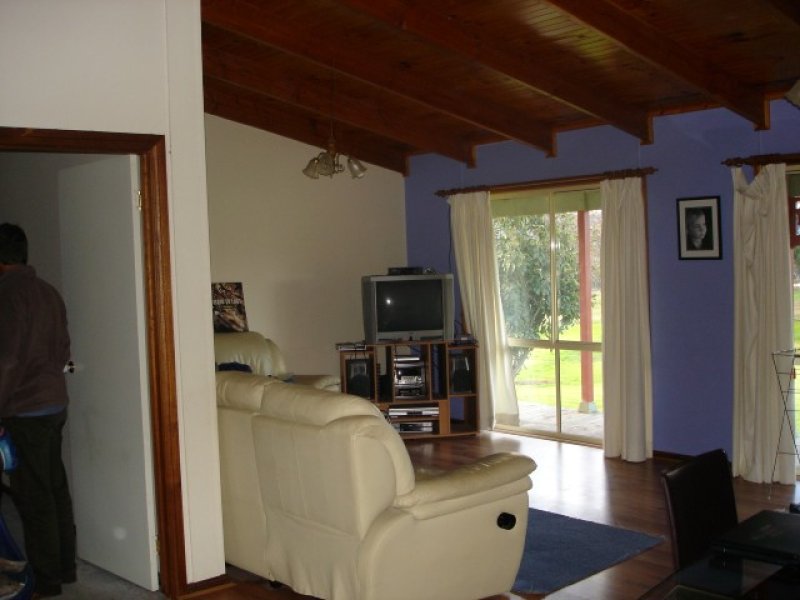 , CORRYONG, VIC 3707, Corryong - Thumbnail 2