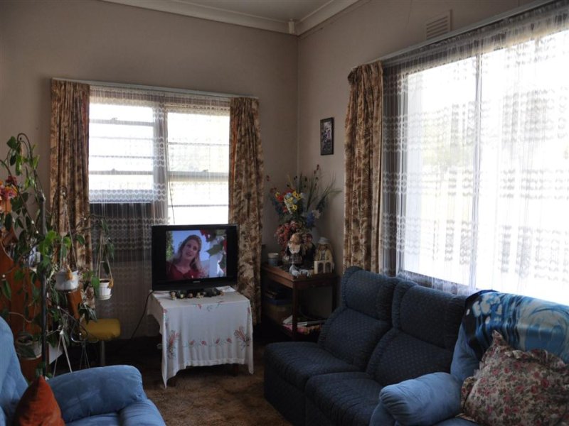28 Towong Rd, Corryong - Thumbnail 4
