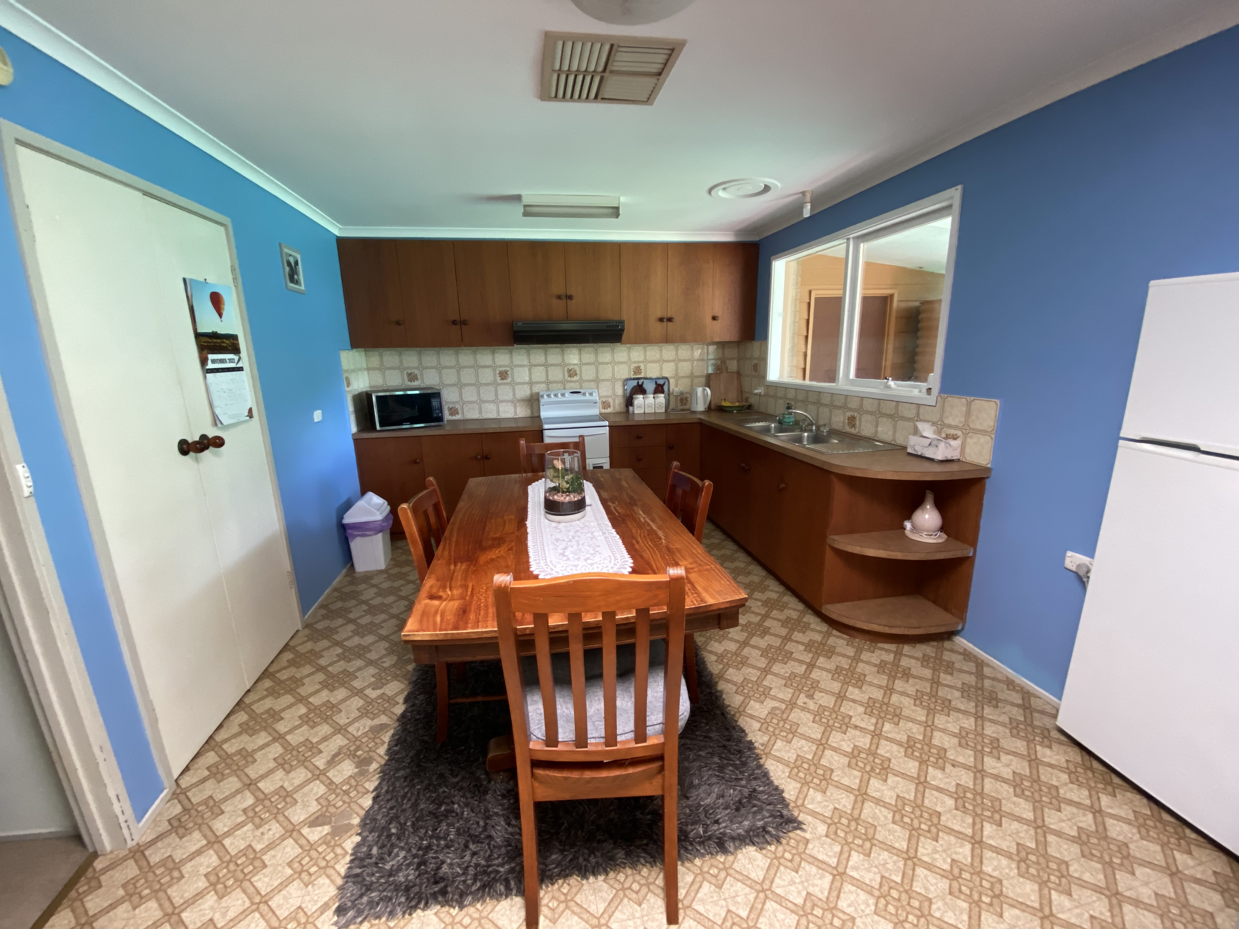 206 Hanson st, Corryong - Thumbnail 2