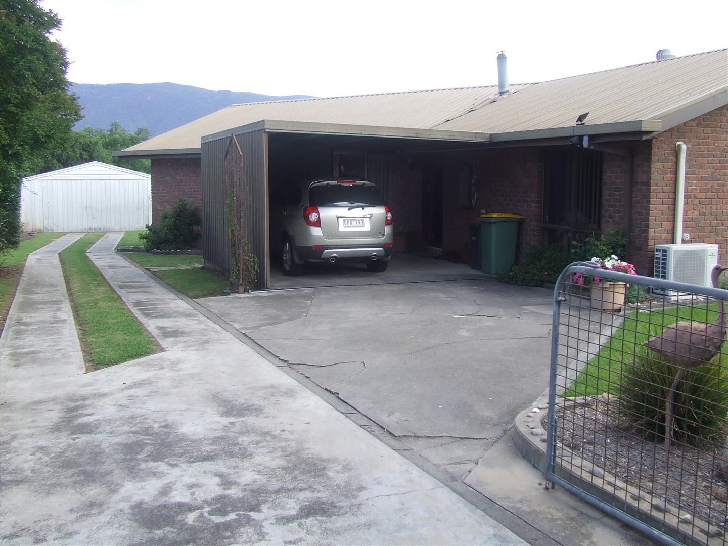 186 Wheeler St, Corryong - Thumbnail 3