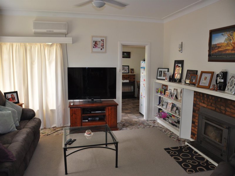 165 Hansen Street, Corryong - Thumbnail 2