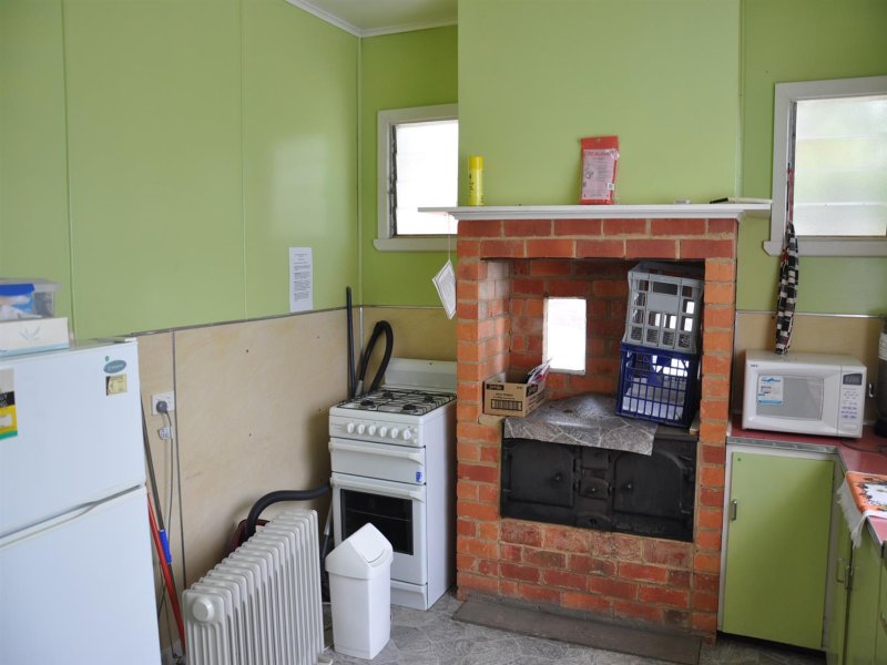 3 Towong Rd, Corryong - Thumbnail 6