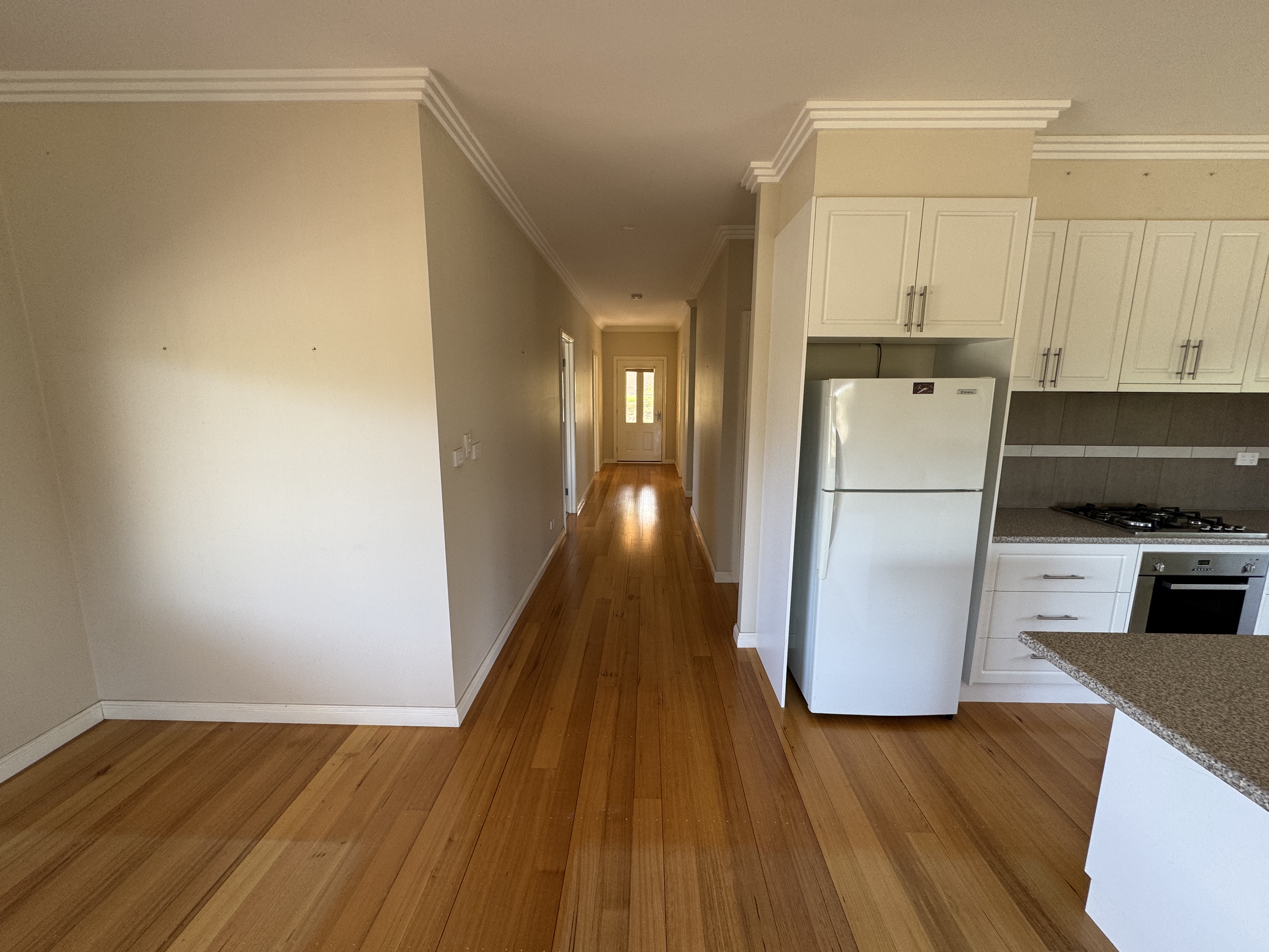 36 Jephcott Avenue, Corryong - Thumbnail 8