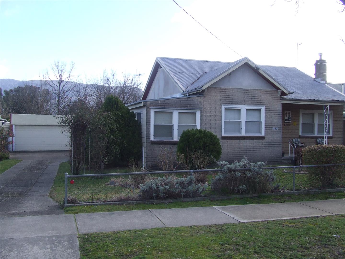 122 Hanson st, Corryong - Thumbnail 3