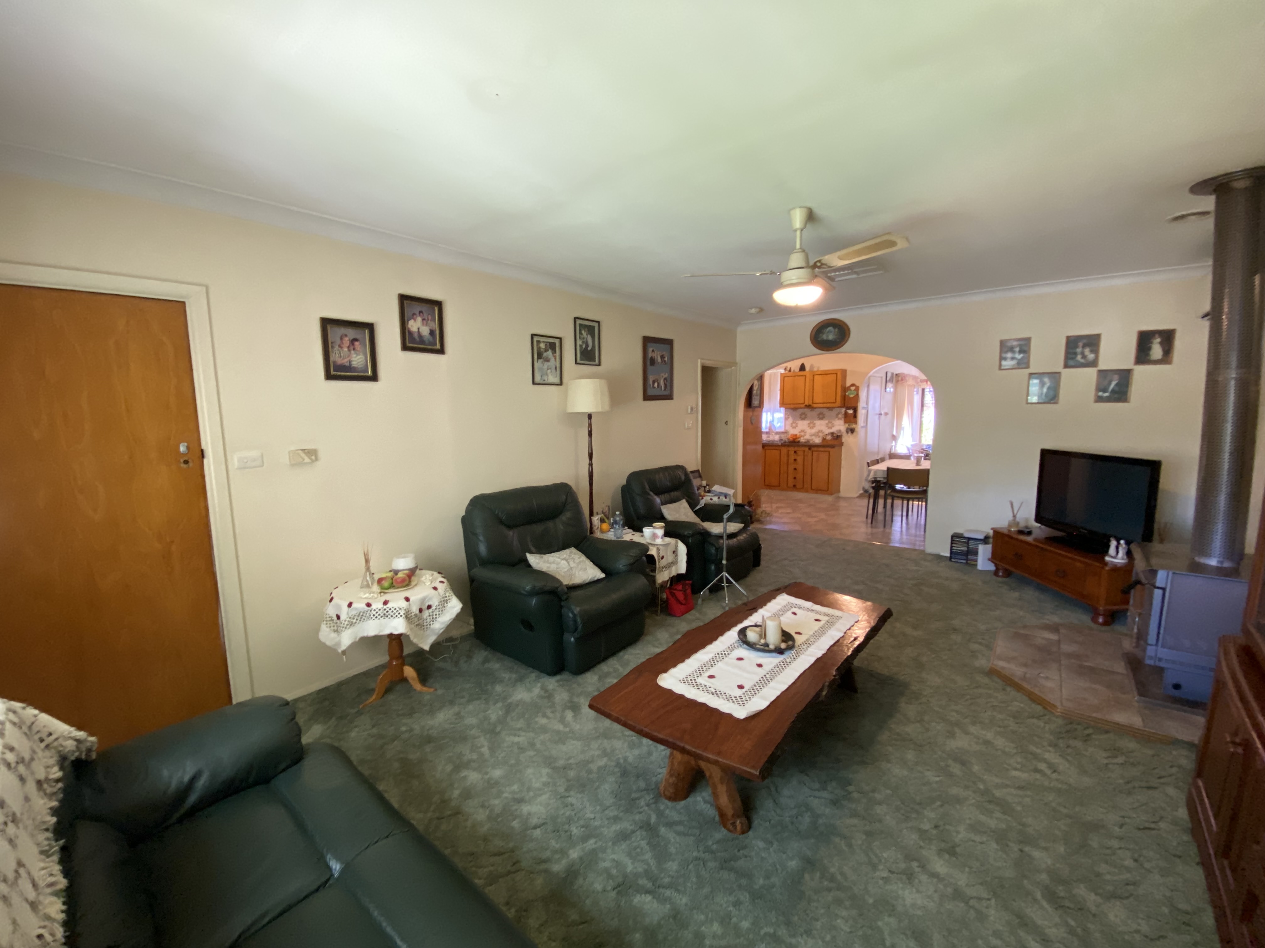 3 Hamilton Crescent, Corryong - Thumbnail 6