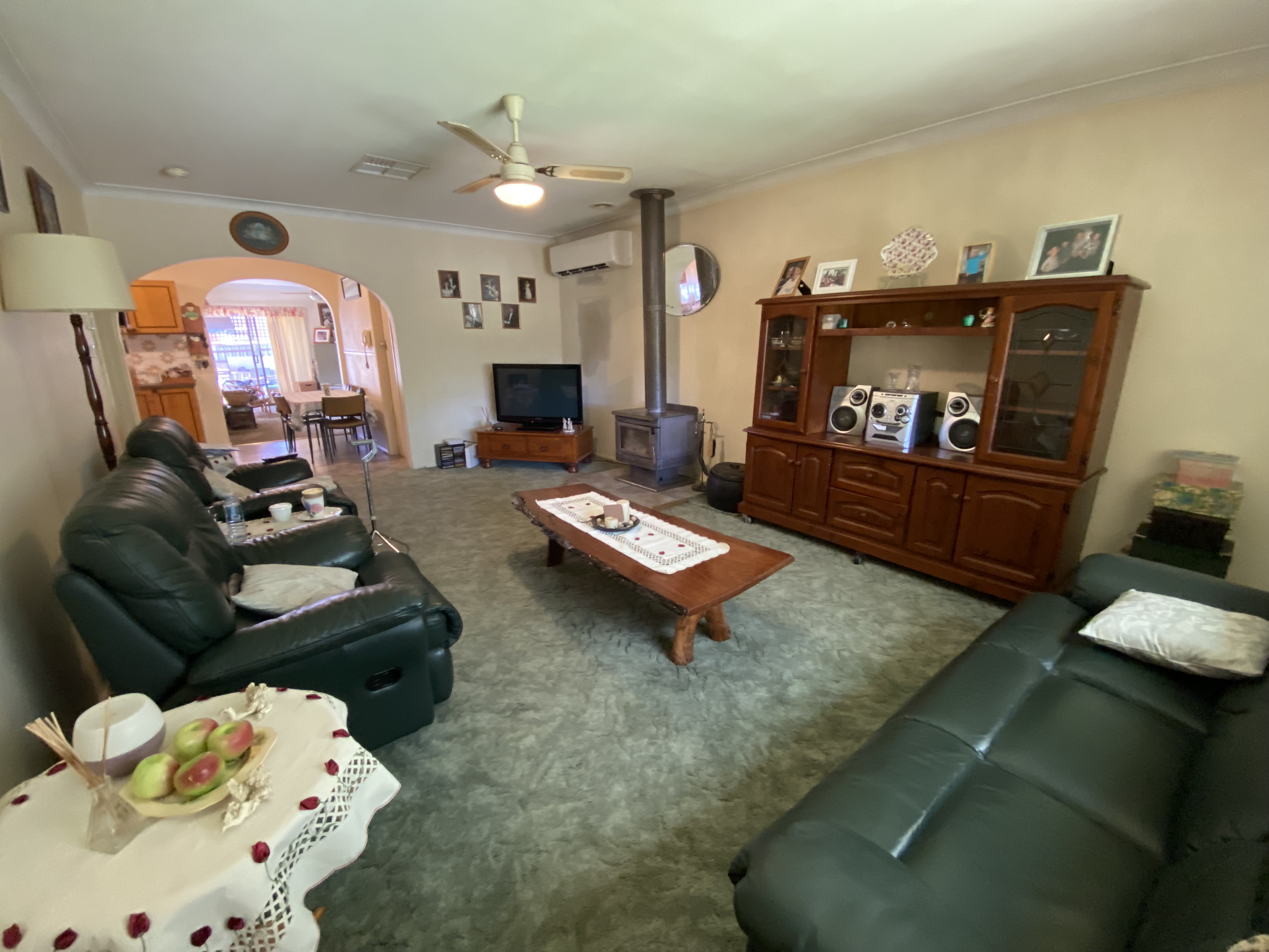 3 Hamilton Crescent, Corryong - Thumbnail 5