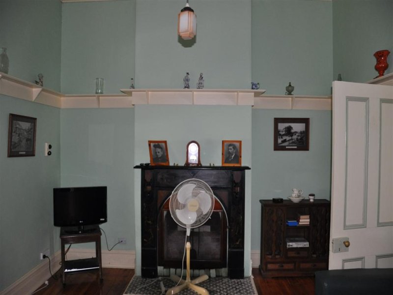 93 Hansen St, Corryong - Thumbnail 2