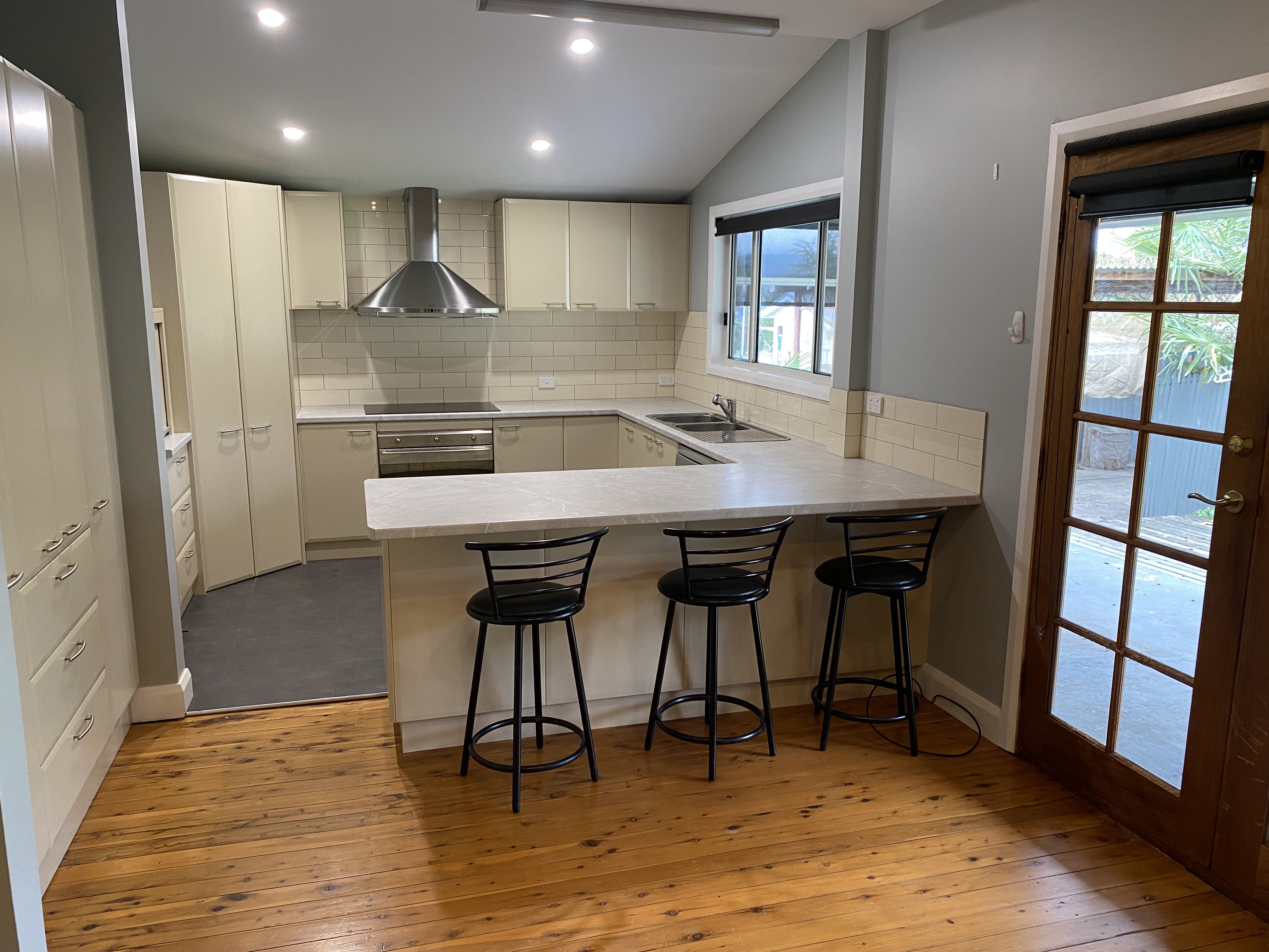43 Donaldson st, Corryong - Thumbnail 5