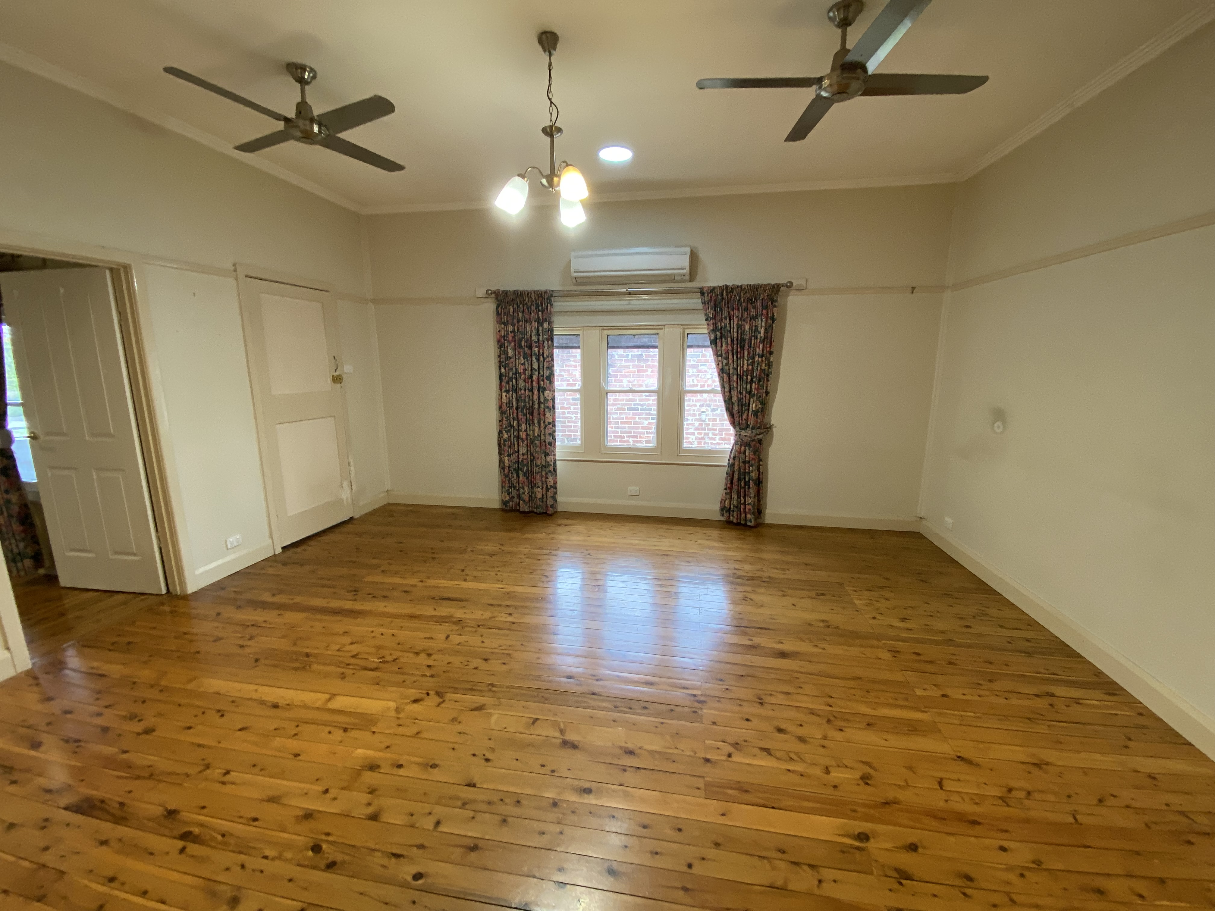 43 Donaldson st, Corryong - Thumbnail 4