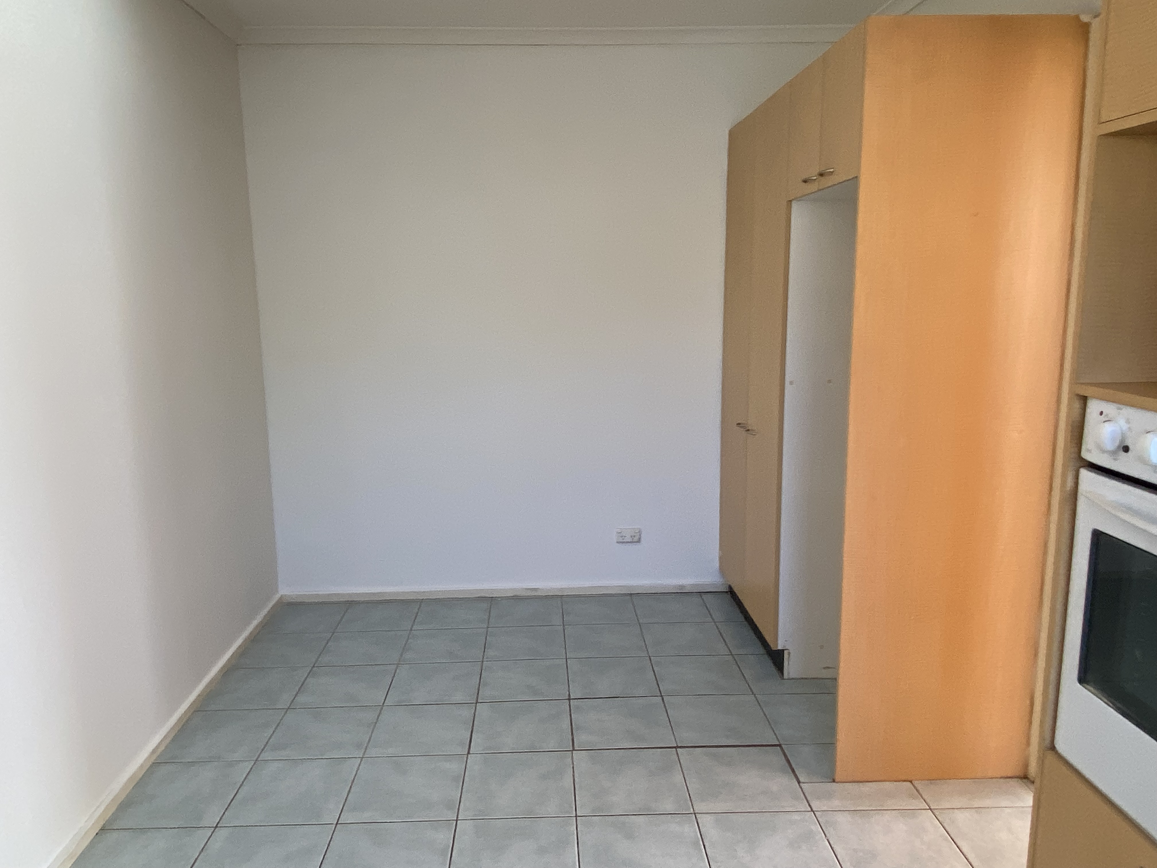 21 Hamilton Crescent, Corryong - Thumbnail 5