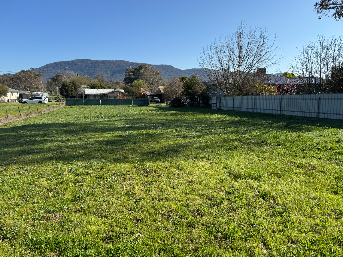 139 Harris Street, Corryong - Thumbnail 5