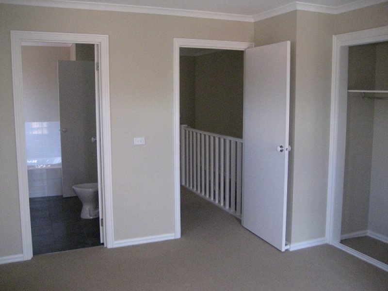 23 Catherine Road, Point Cook - Thumbnail 5