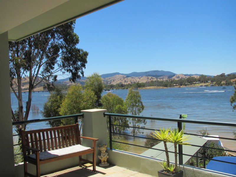 3 Dawn Crescent, Bonnie Doon - Thumbnail 3