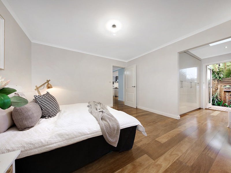 10/2 June Crescent, Glen Iris - Thumbnail 4