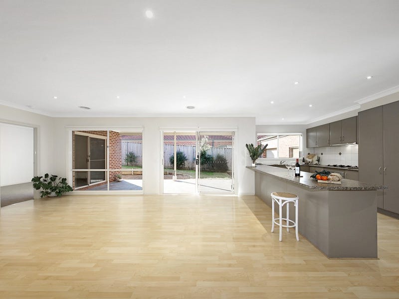 18 Vantage Point Boulevard, Doreen - Thumbnail 6