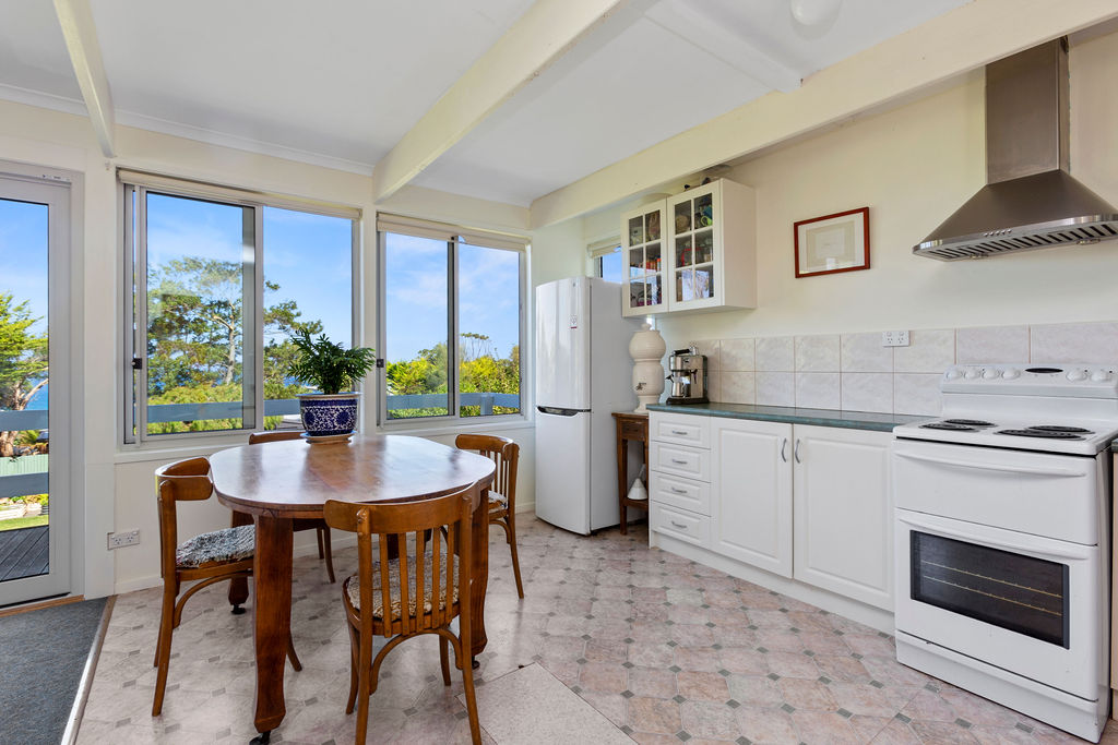 9 Point Avenue, Skenes Creek - Thumbnail 2
