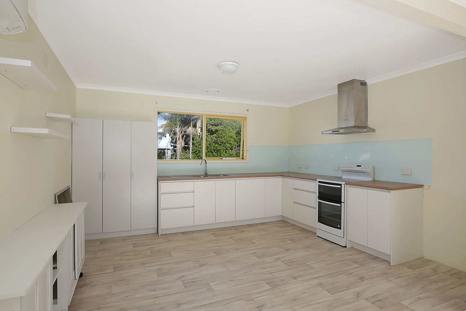 13 Pengilley Avenue, Apollo Bay - Thumbnail 5