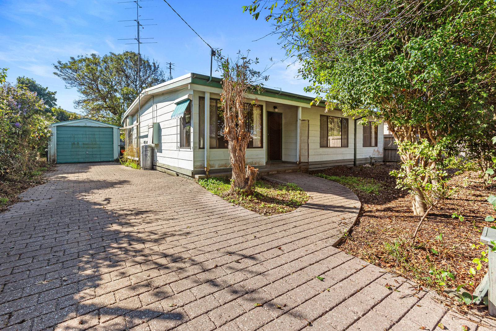 36 Montrose Avenue, Apollo Bay - Image 1