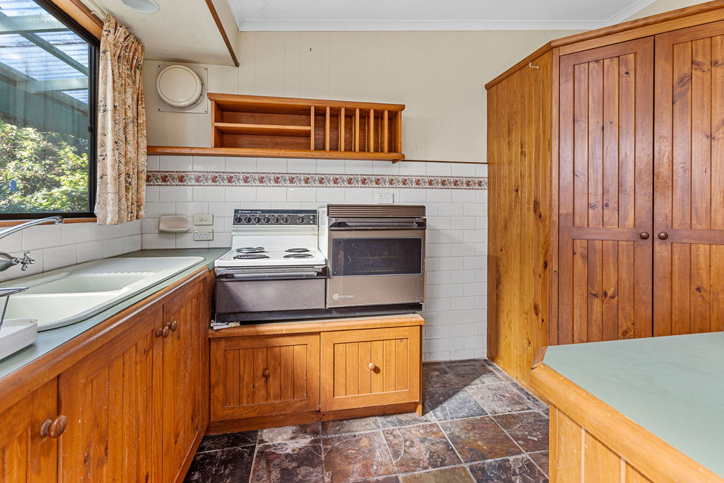36 Montrose Avenue, Apollo Bay - Thumbnail 2